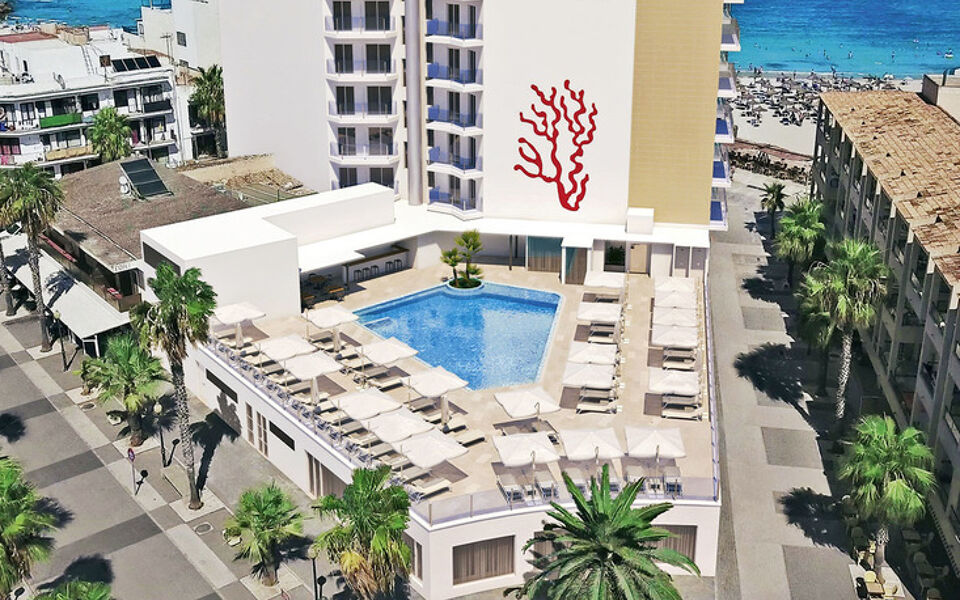 Universal Hotel Perla