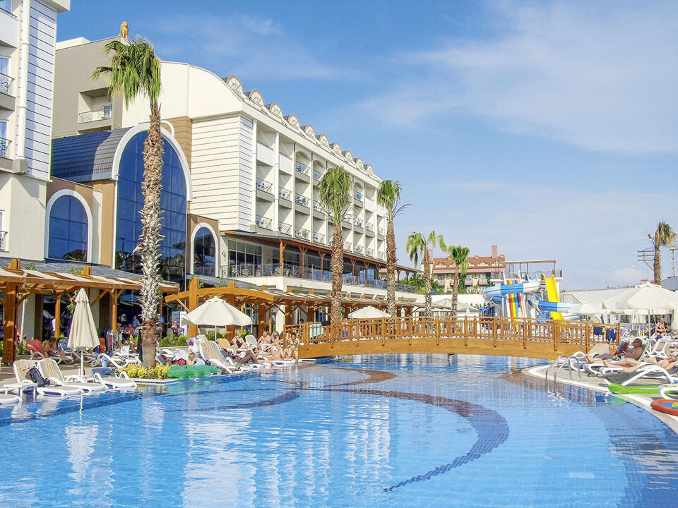 Mary Palace Resort & Spa