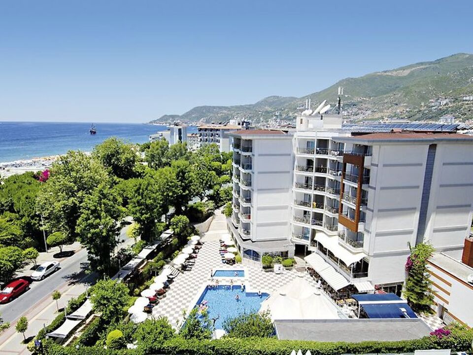 Grand Okan Hotel
