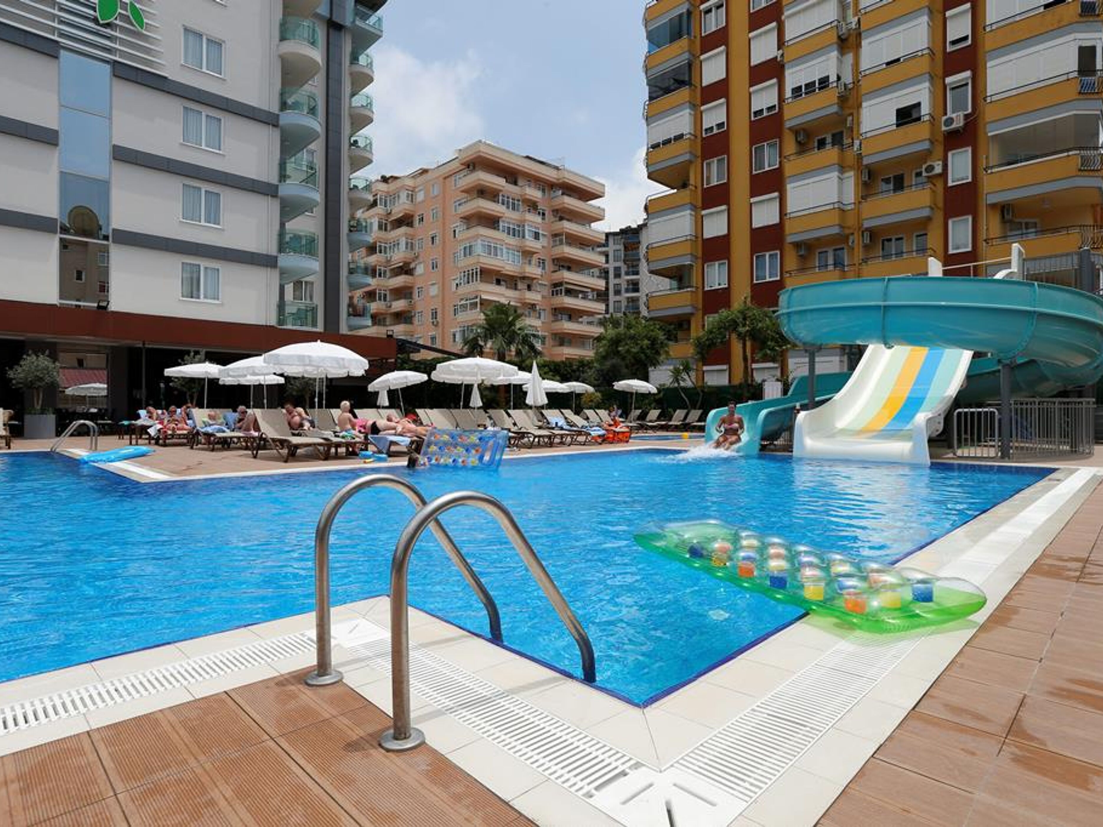 Vega Green Apart Otel