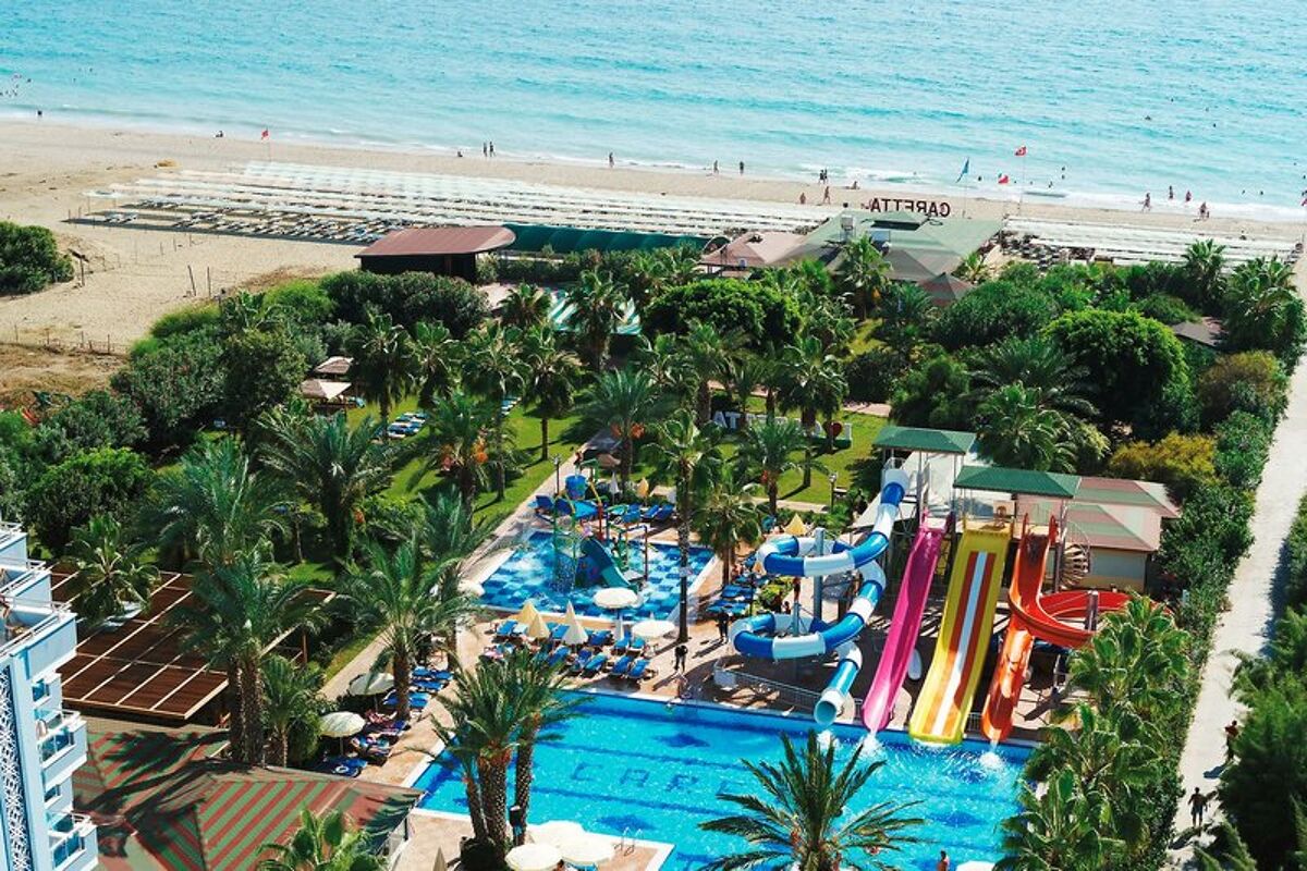 caretta-beach-hotel