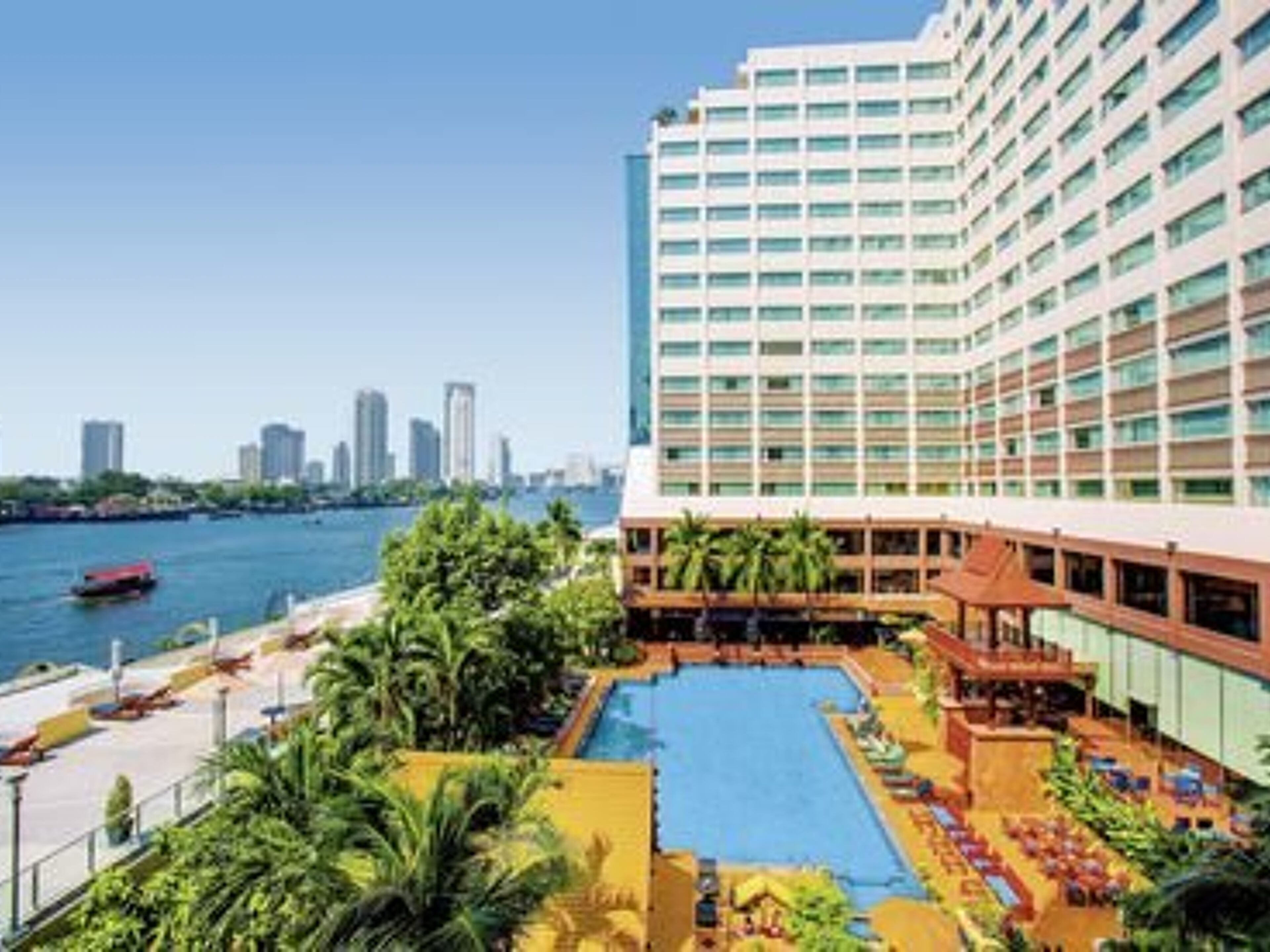 Ramada Plaza by Wyndham Menam Riverside