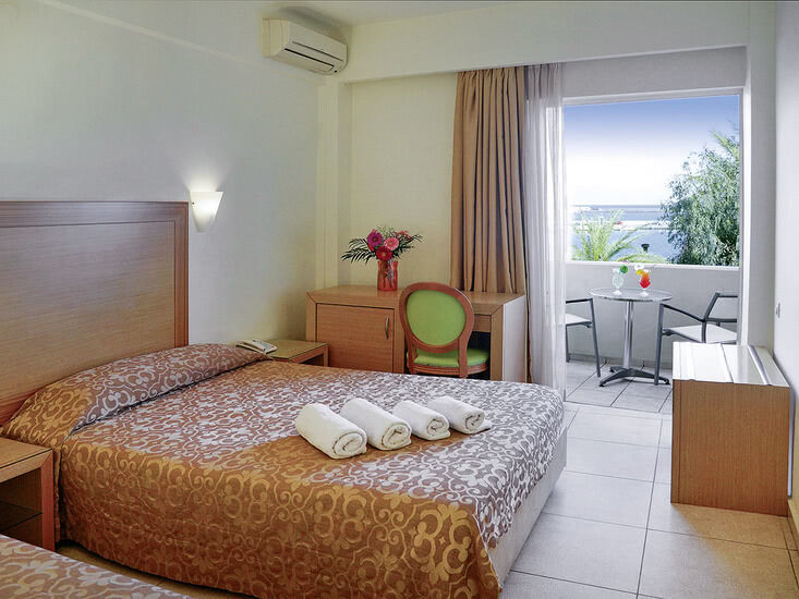 itanos-hotel