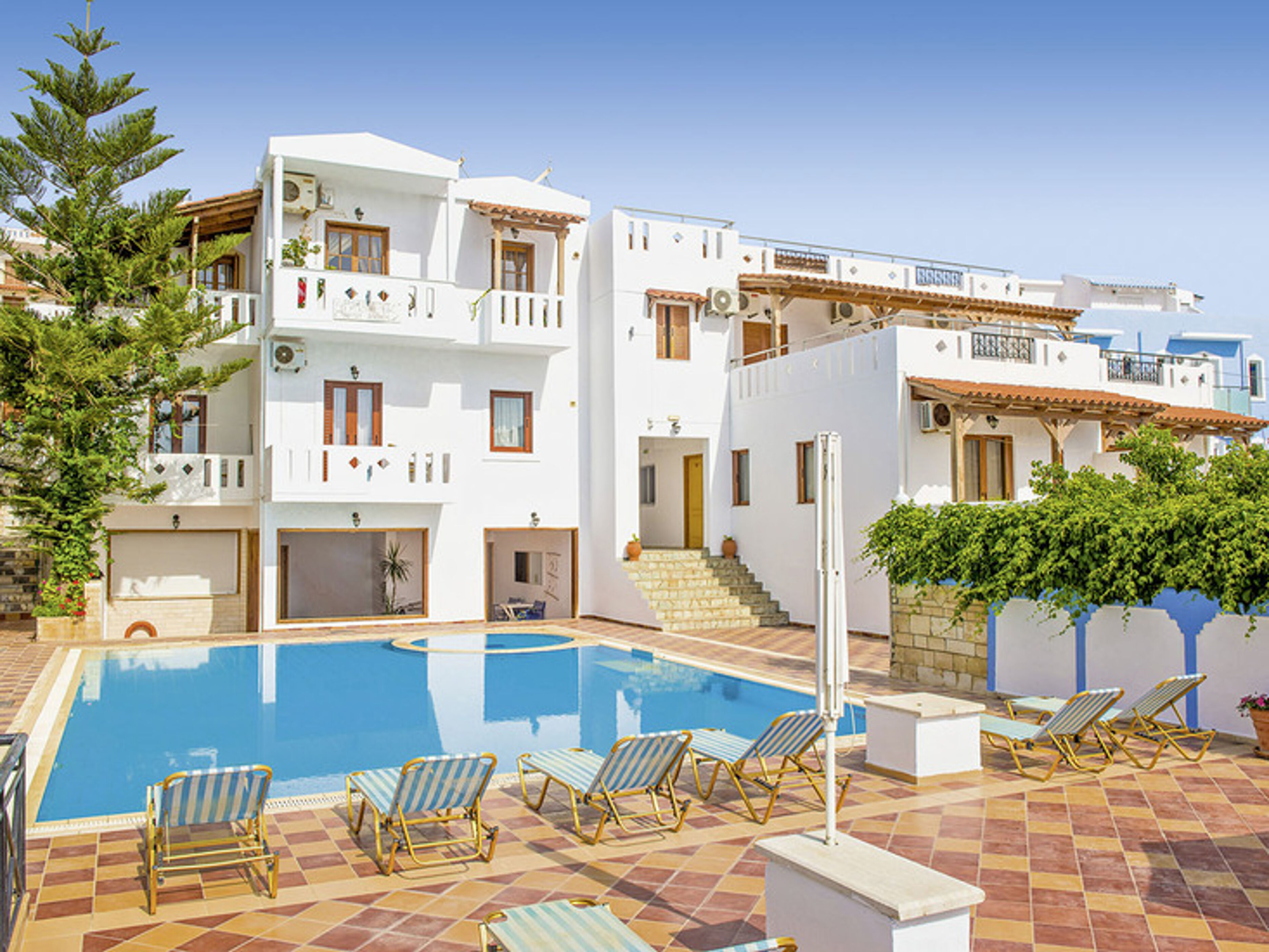 Adonis Hotel