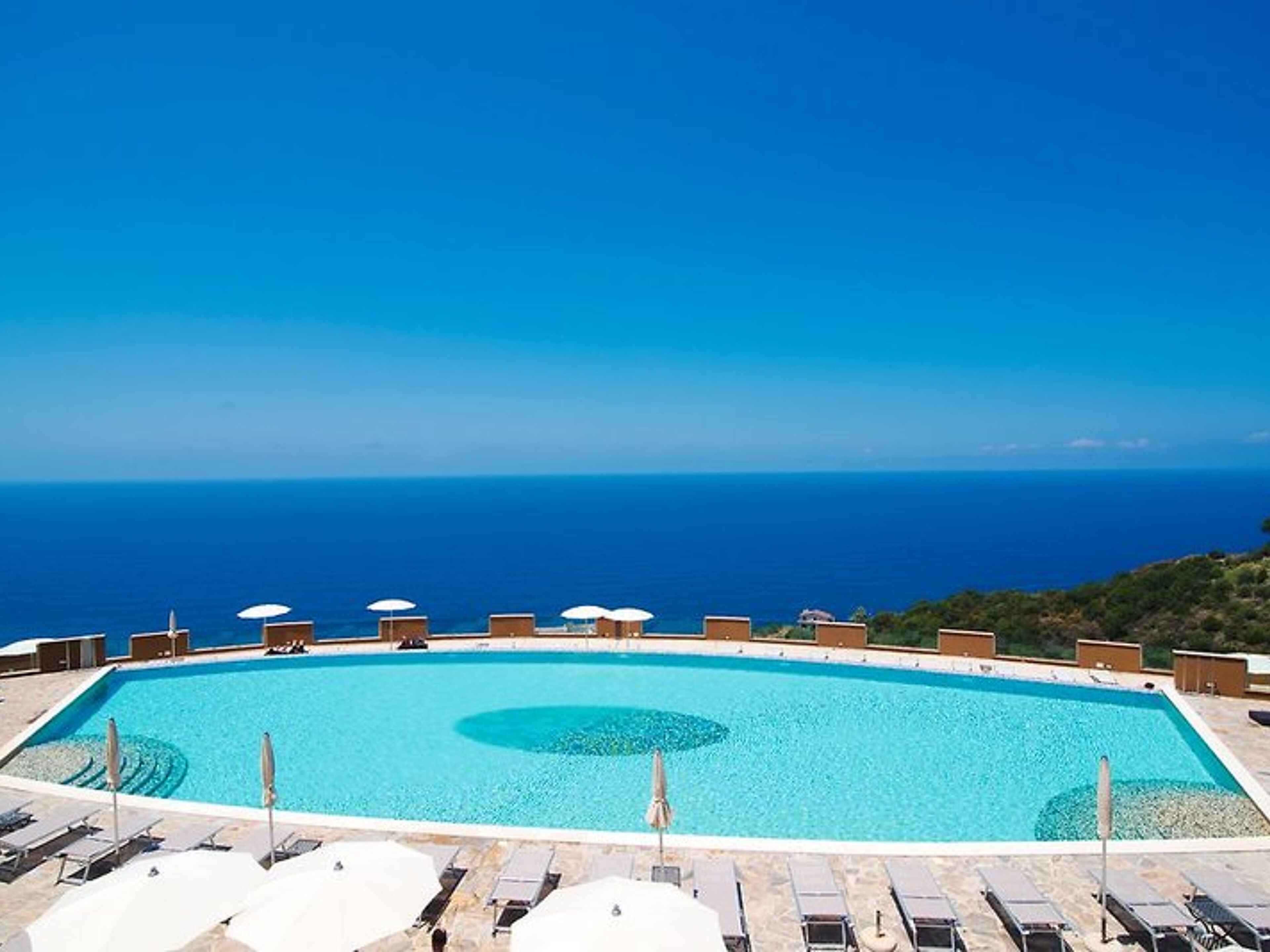 GH Avalon Sikani Resort