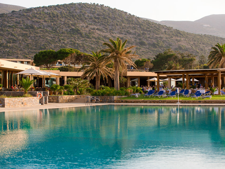 Kernos Beach Hotel & Bungalows