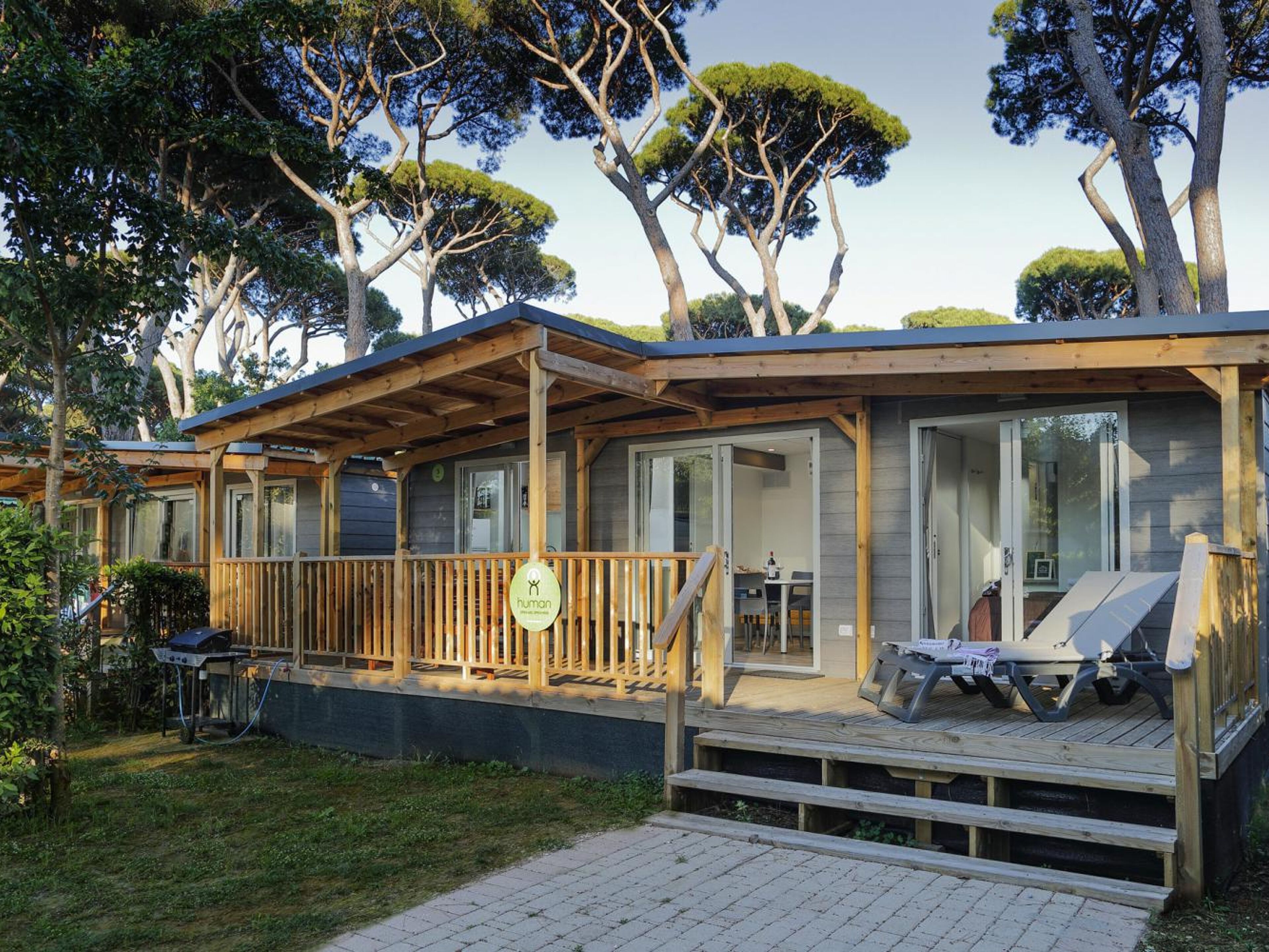 Camping Hu Norcenni Girasole village