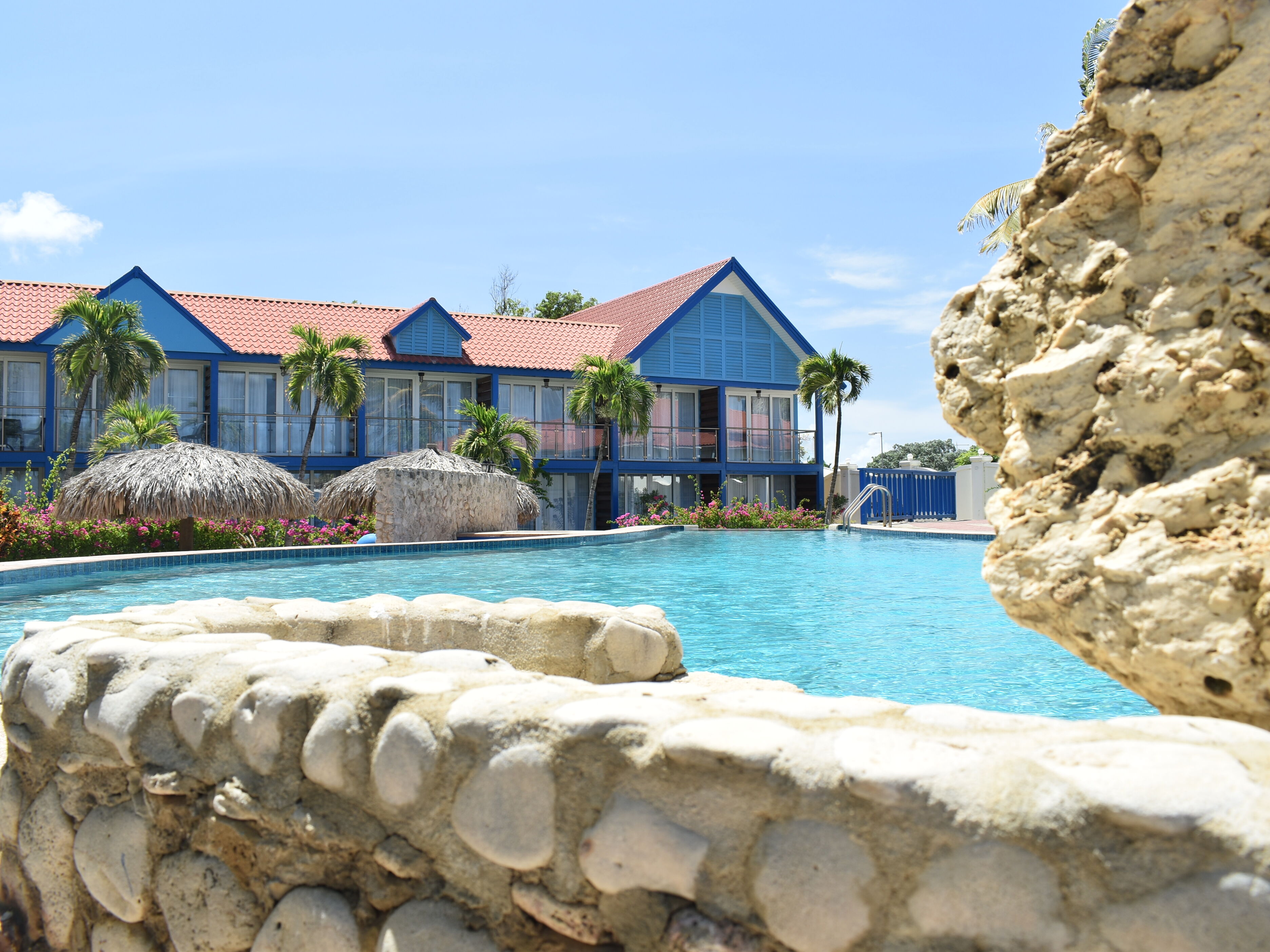 Hotel Divi Flamingo Beach Resort