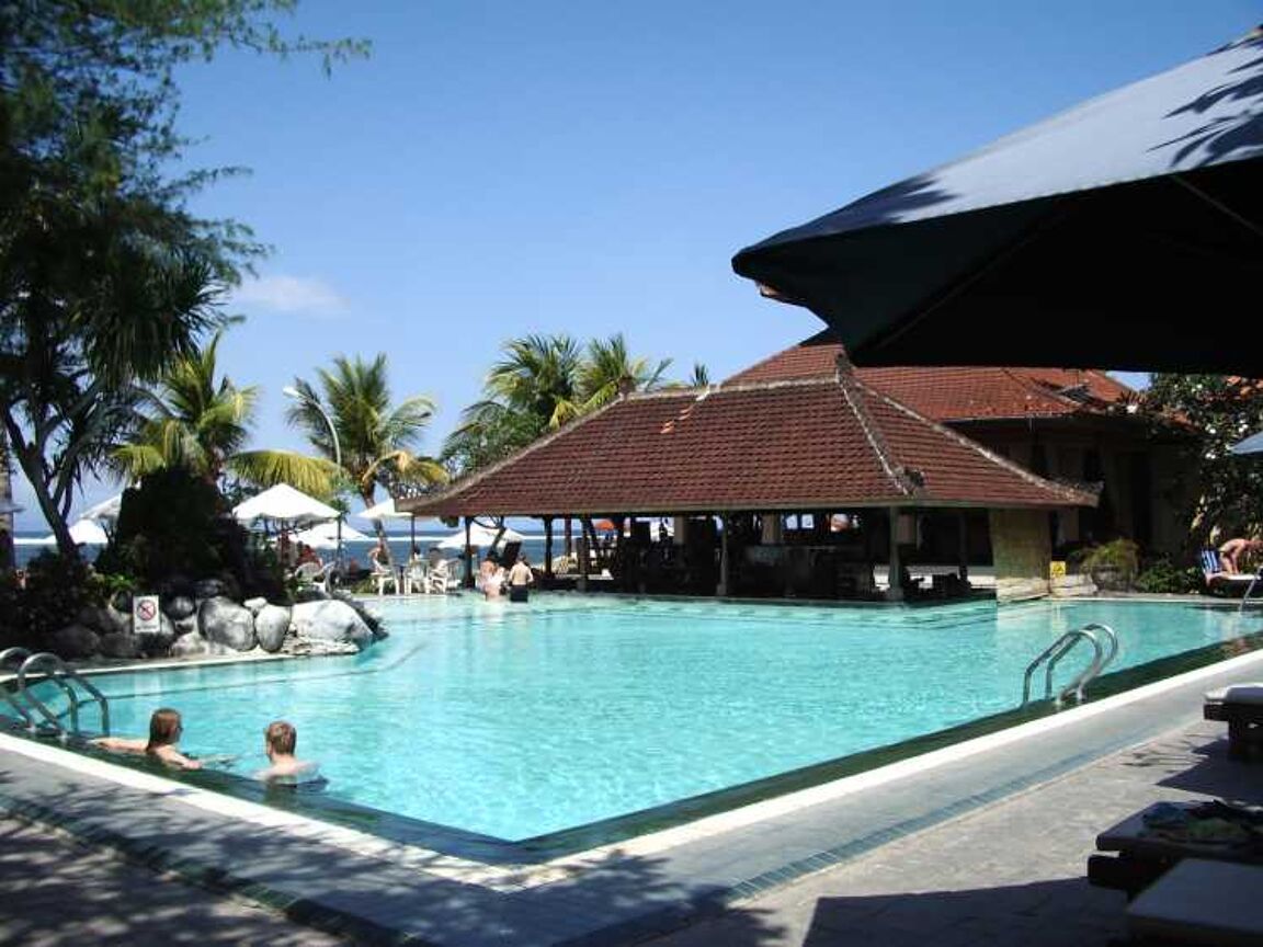 Hotel Griya Santrian Resort