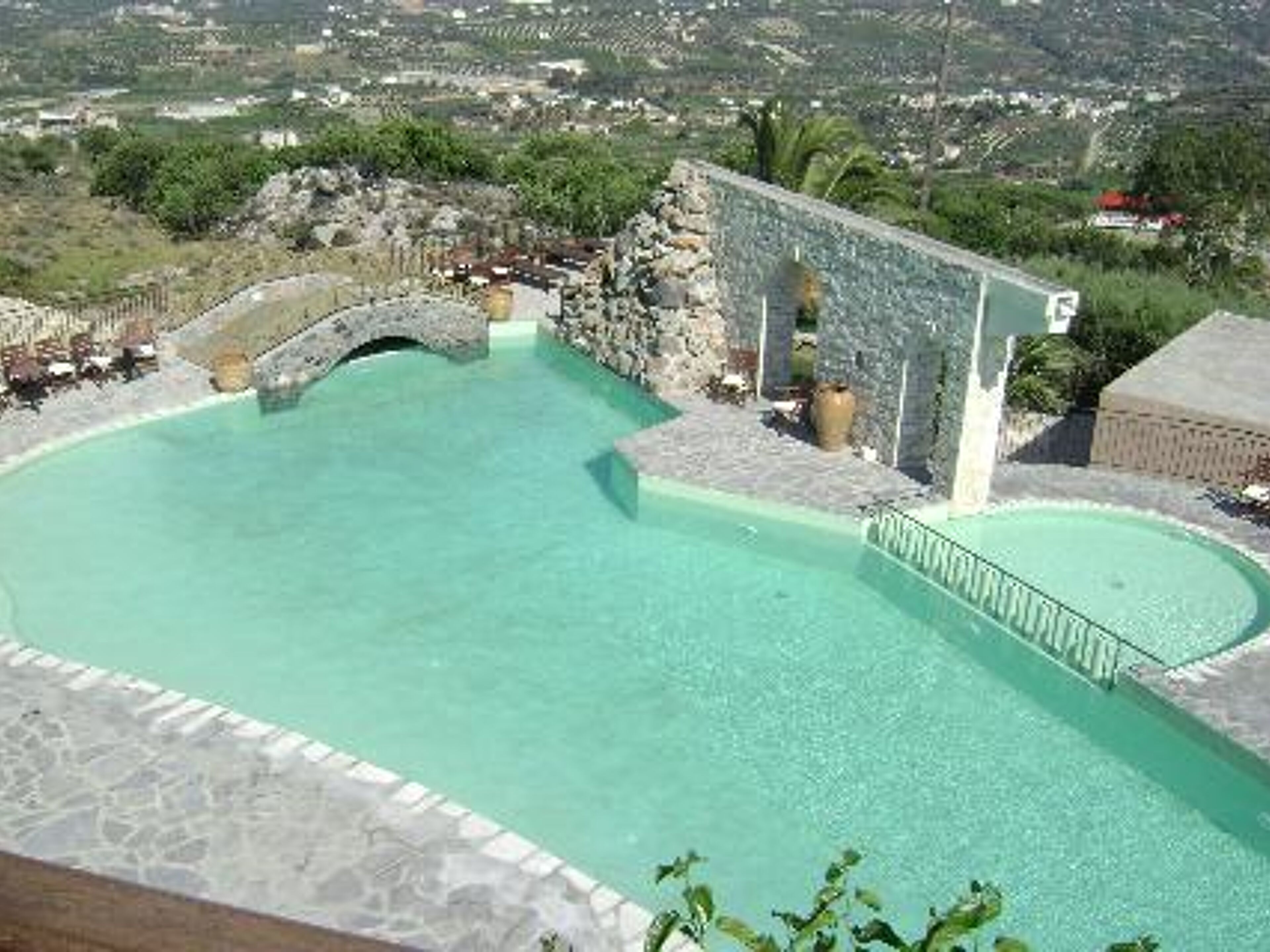Arolithos