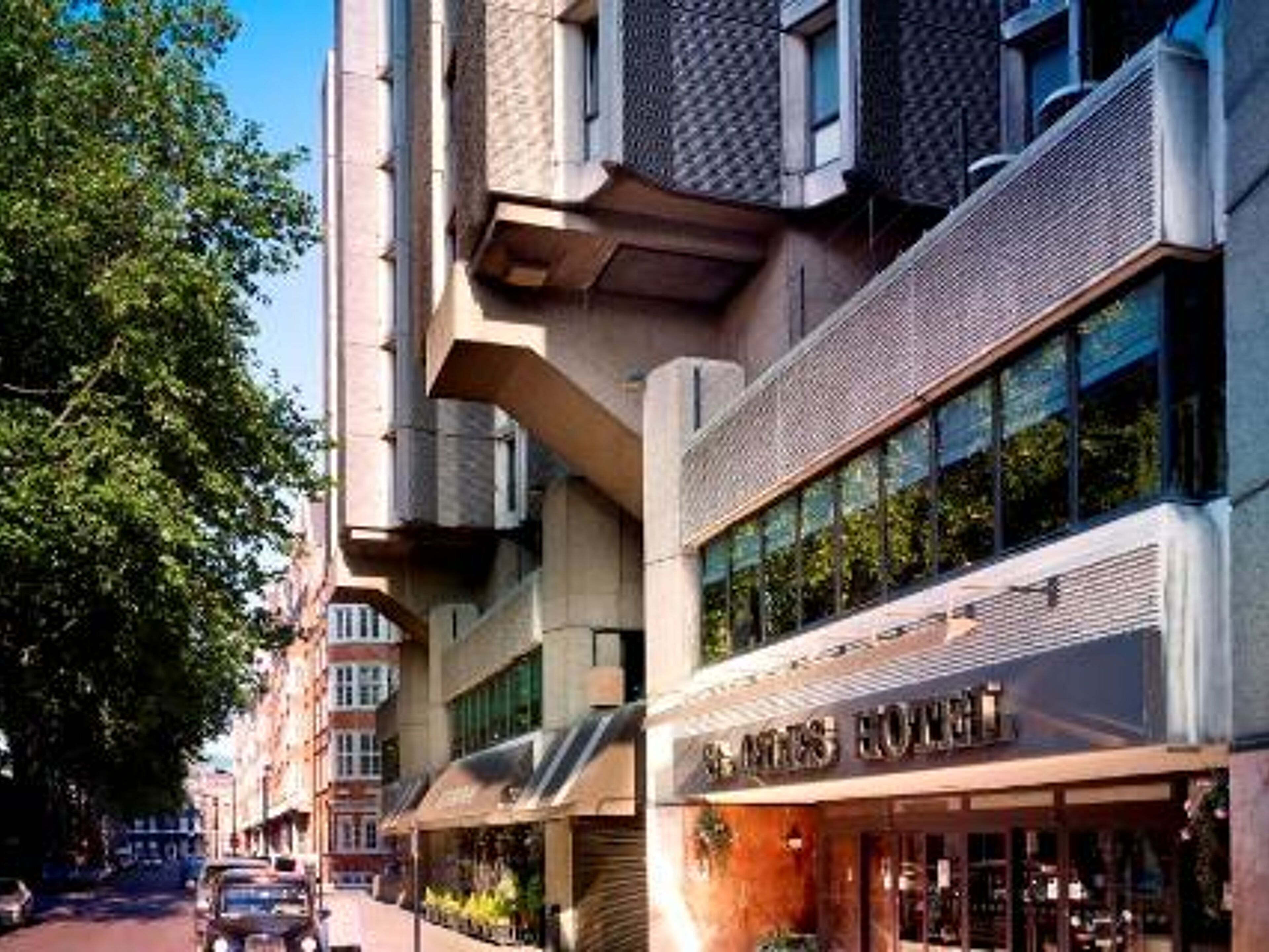 St. Giles Hotel
