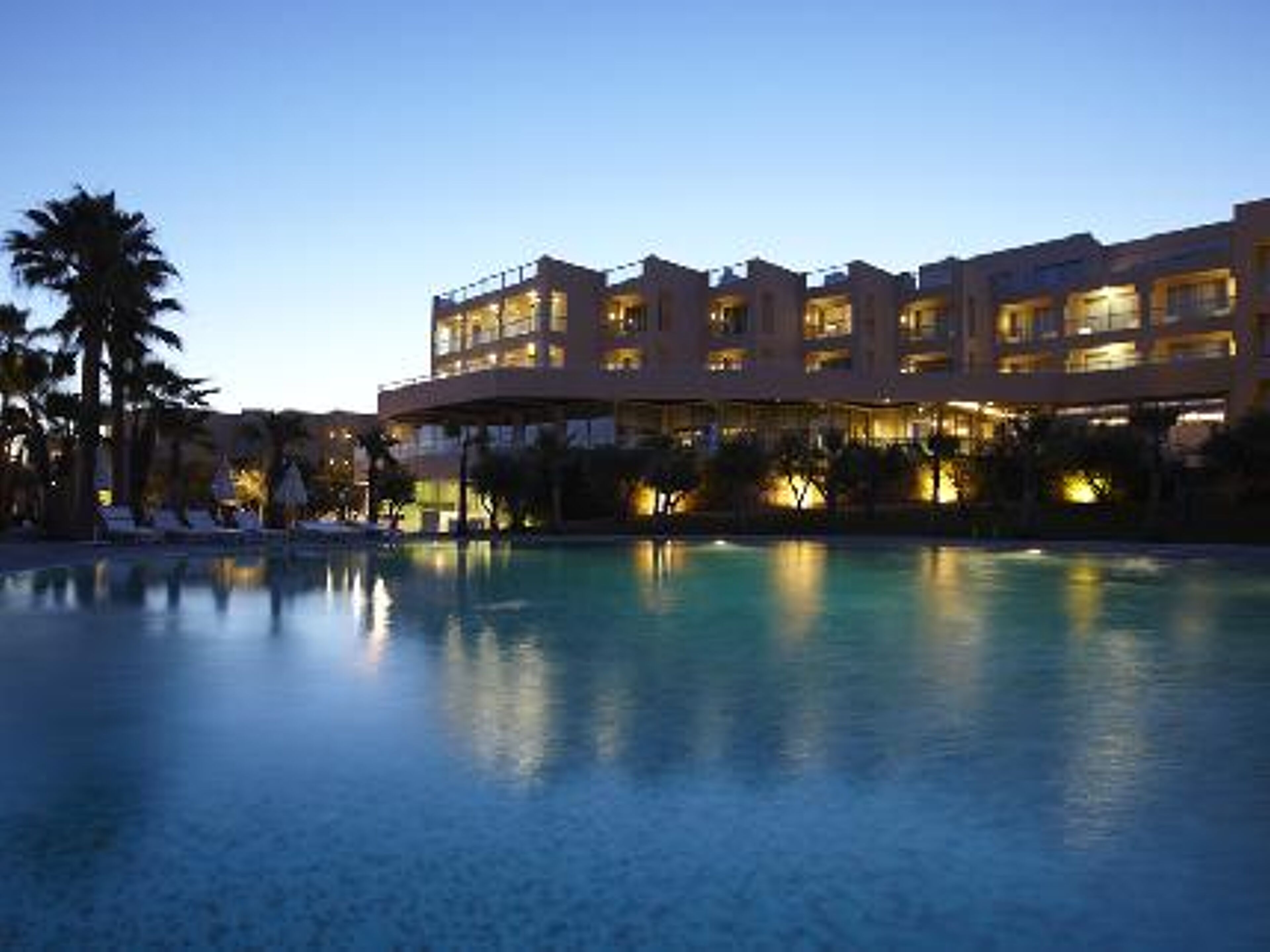 NAU São Rafael Suites