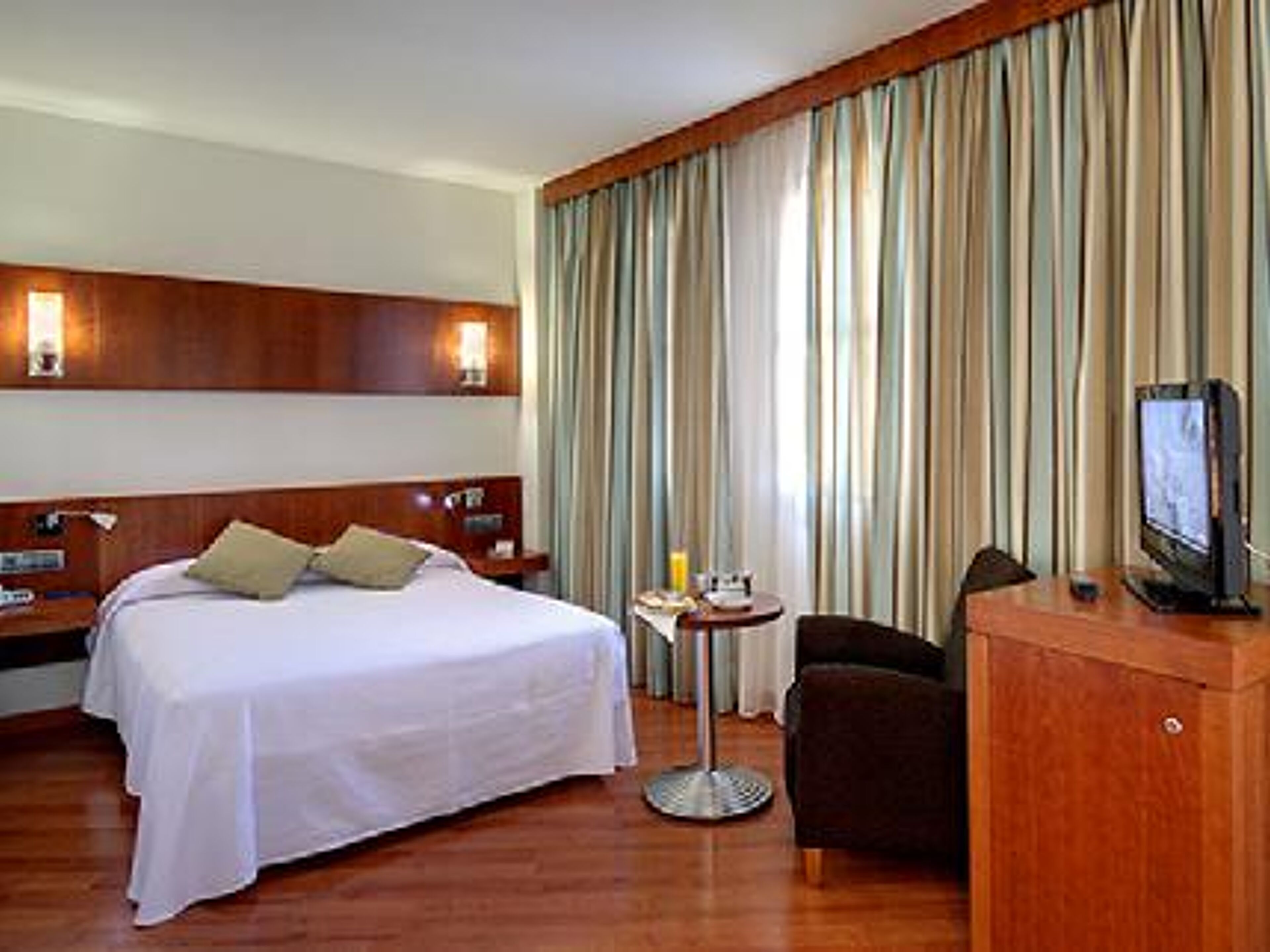 Senator Huelva Hotel