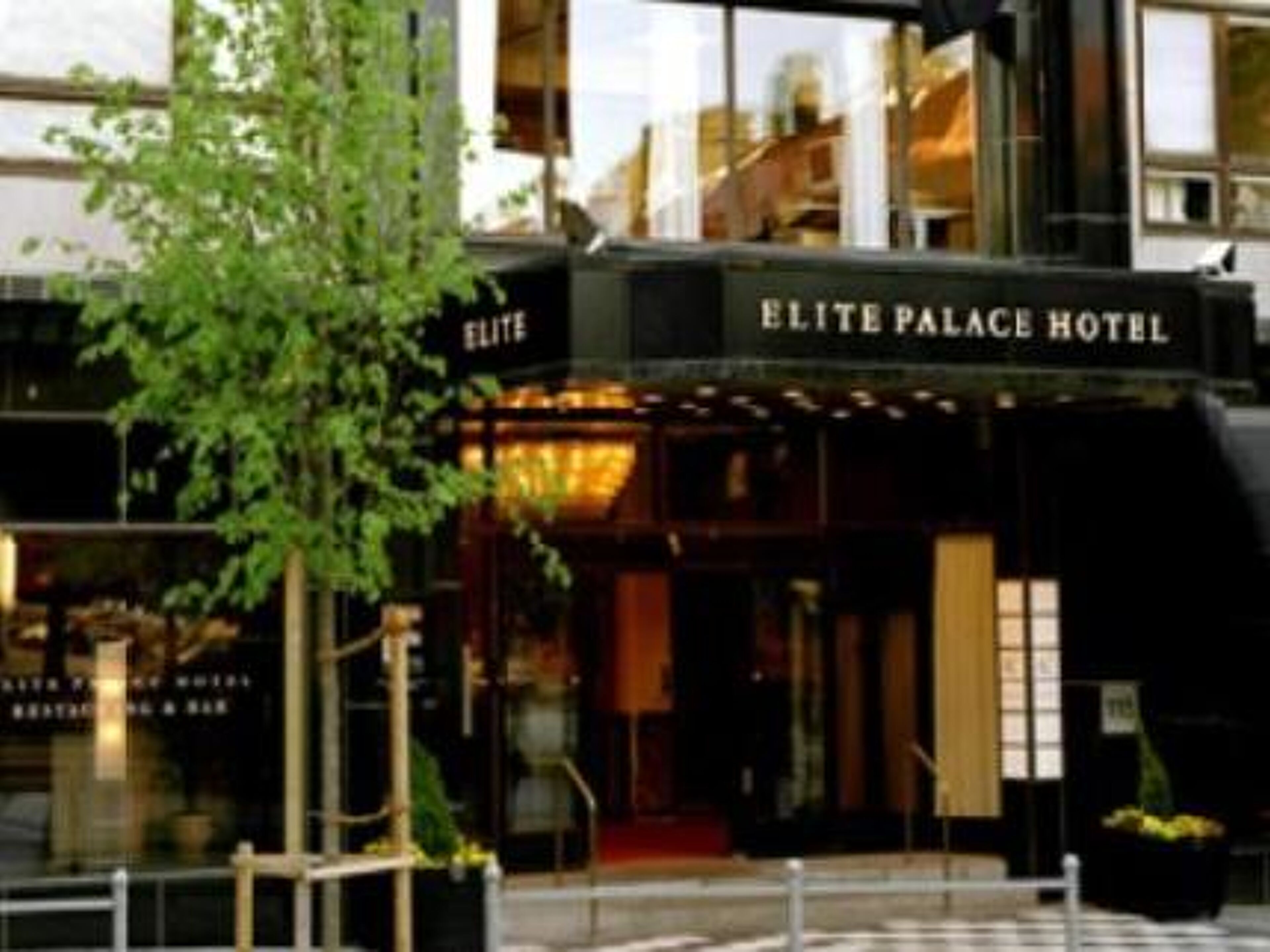 Elite Palace