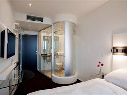 wakeup-copenhagen-carsten-niebuhrs-gade
