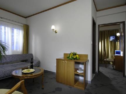 metropolitan-hotel