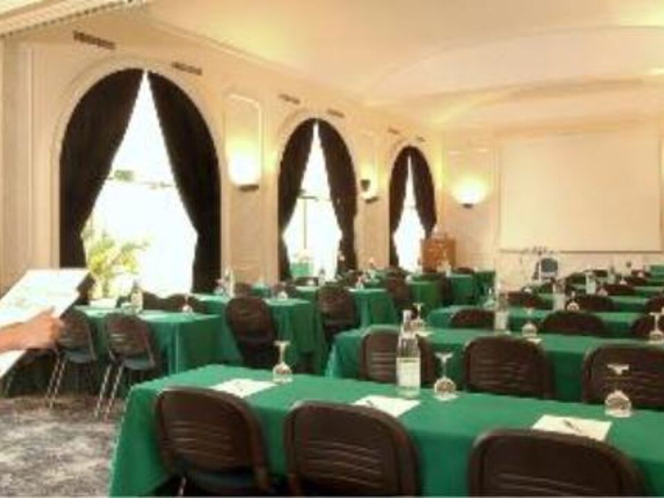 Palace Grand Varese