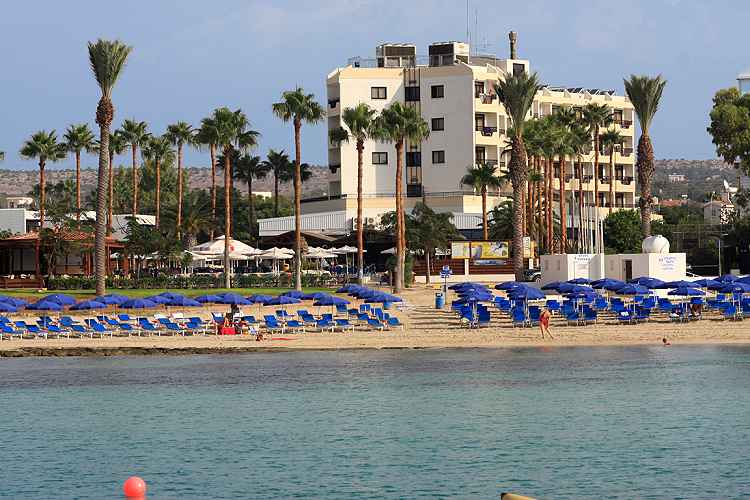 pavlo-napa-beach-hotel