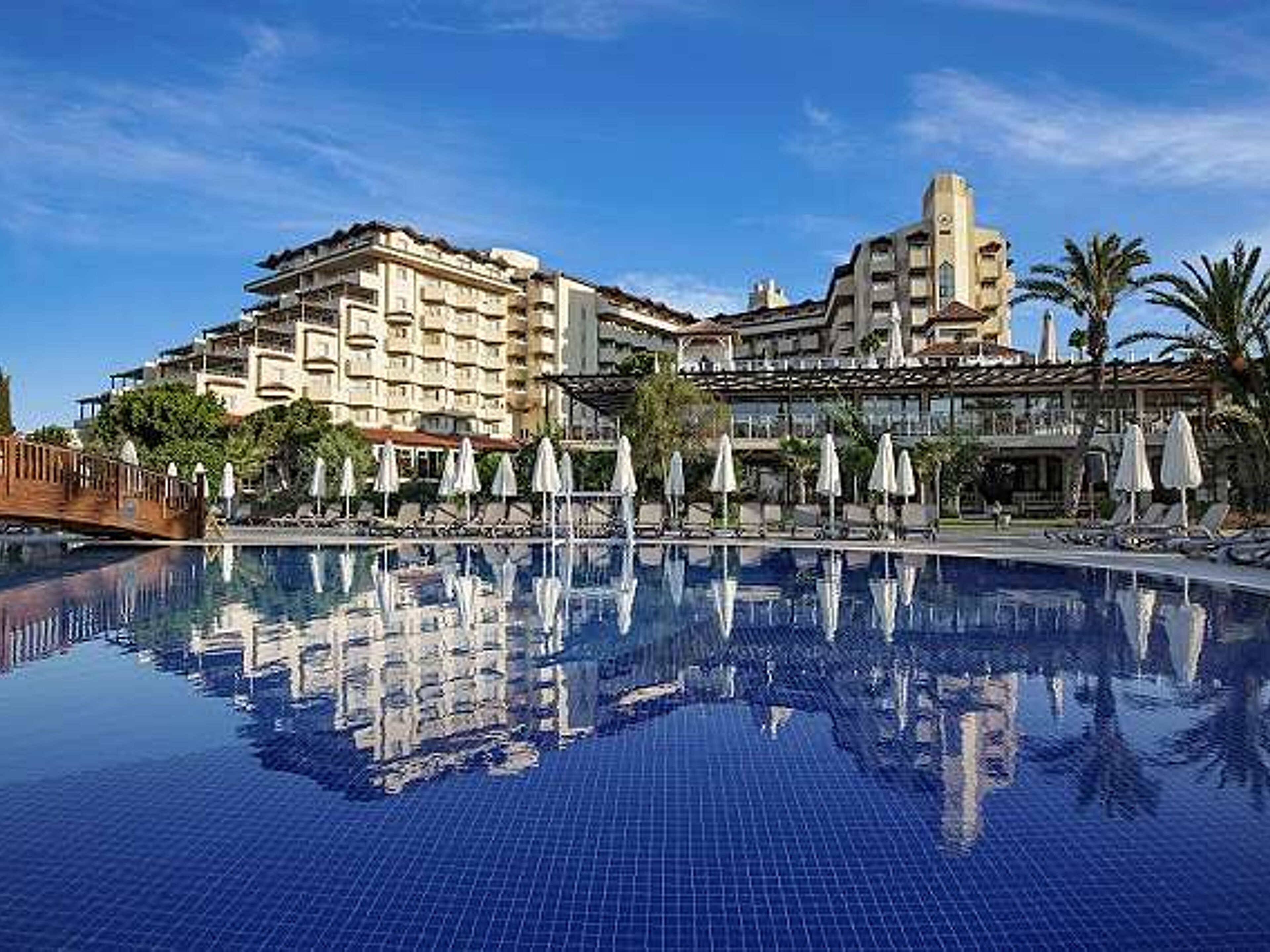 Bellis Deluxe Hotel